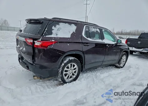 2021 Chevrolet Traverse Lt z USA, uszkodzony, nr VIN 1GNEVGKW7MJ105076